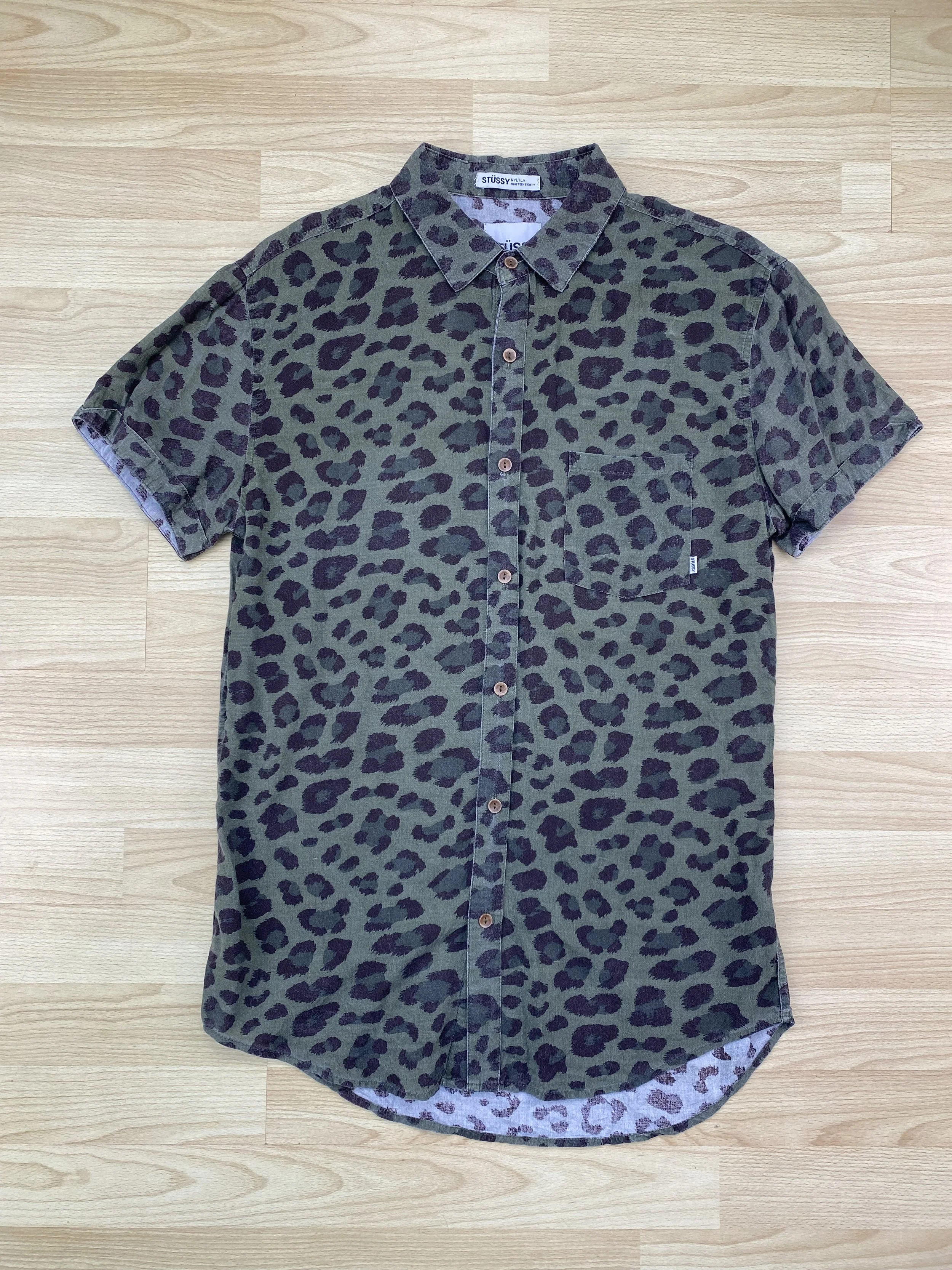 Stüssy leopard shirt