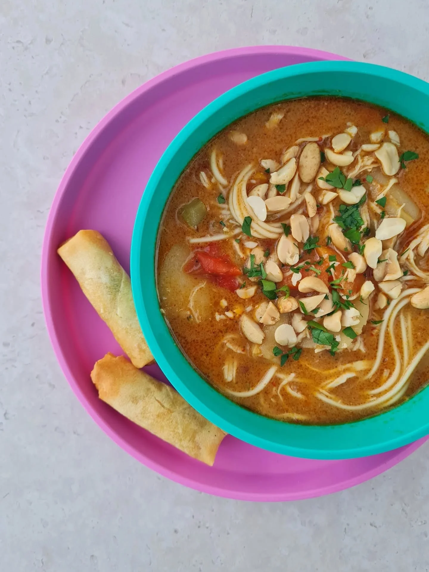 What we ate this week 👉🏻

⭐️ Thai Peanut Chicken Ramen - @halfbakedharvest 
⭐️ Big Mac Tacos - @simple.home.edit 
⭐️ Chicken taco bowls
⭐️ Roast veg pasta
⭐️ Beef massaman curry

Why it worked 👇🏻

- This ramen is a regular for us, cooked in the p