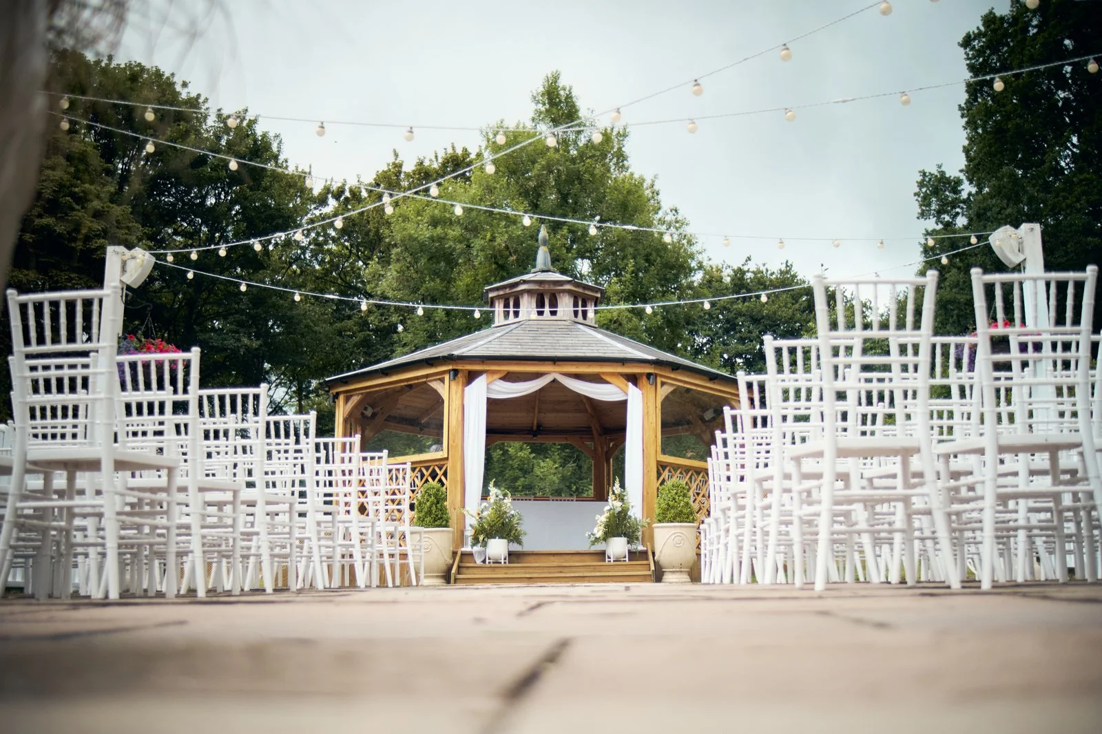 whitley-hall-hotel-sheffield-wedding-photographer-venue-exterior-details-ocean-allison-photographer 117.JPG