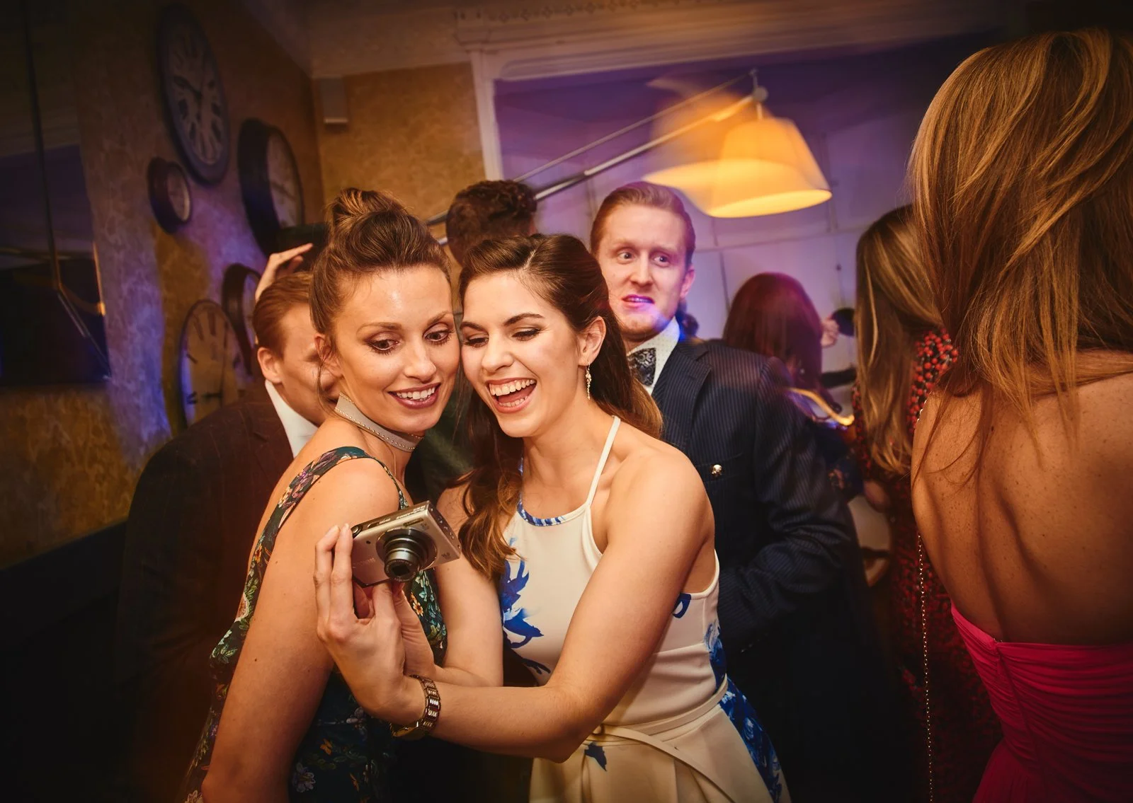 didsbury-house-hotel-manchester-dance-floor-wedding-photography-33.JPG
