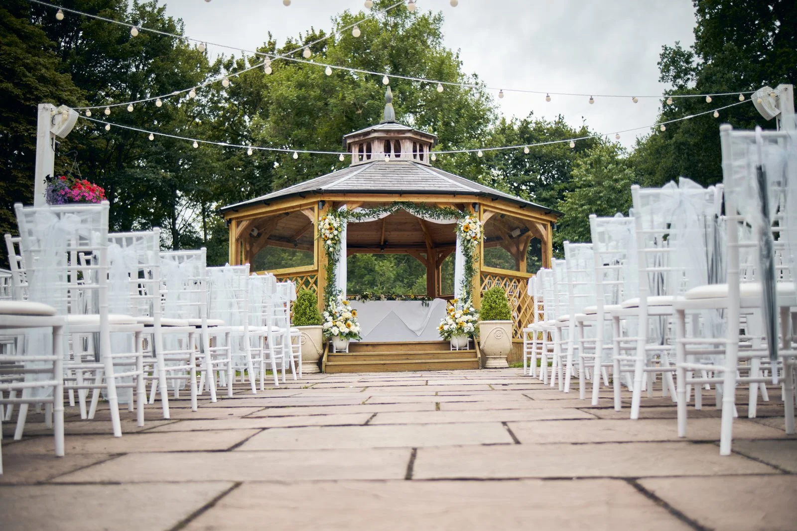 whitley-hall-hotel-sheffield-wedding-photographer-venue-exterior-details-ocean-allison-photographer 121.JPG