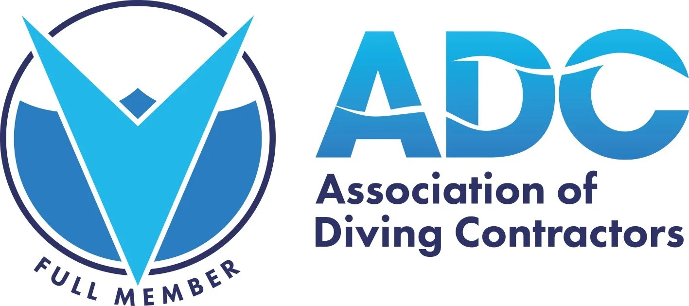 Logo of the Association of Diving Contractors with a stylized V shape and text indicating it is a full member.