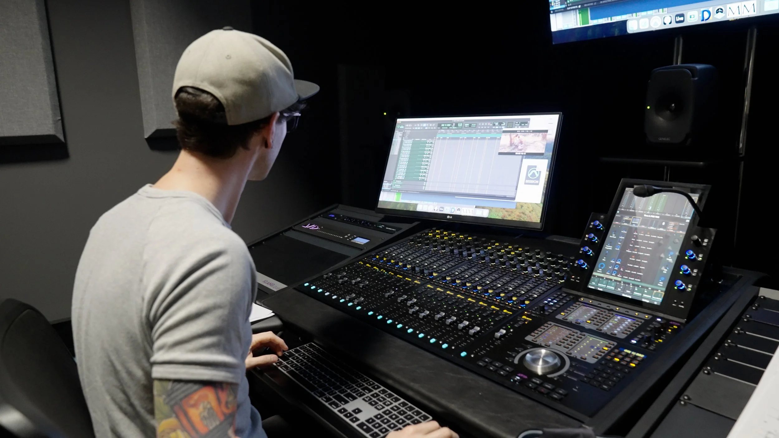 Lords - Strings Record - BTS  - SELECTS.00_28_42_24.Still032.jpg