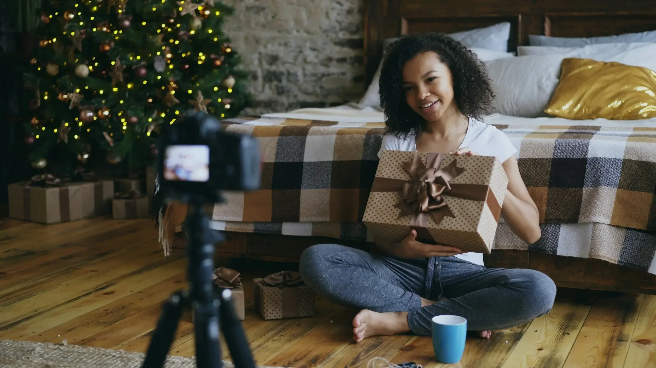 Creating seasonal content visual