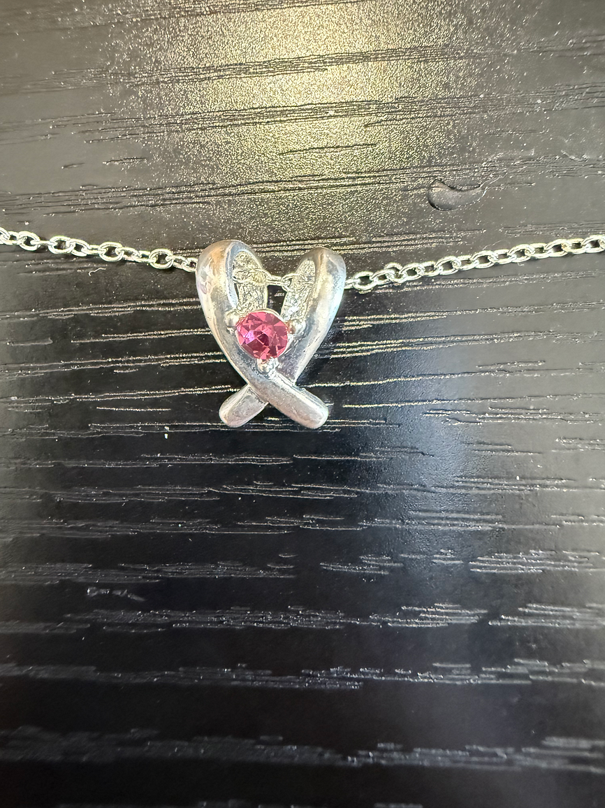 Heartfelt Elegance Necklace with Pink Gemstone