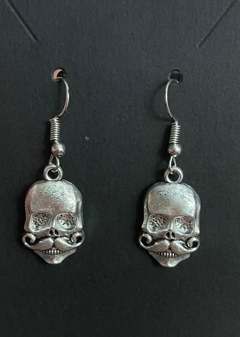 Edgy Skull Earrings