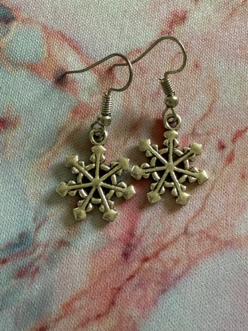 Exquisite Snowflake Earrings
