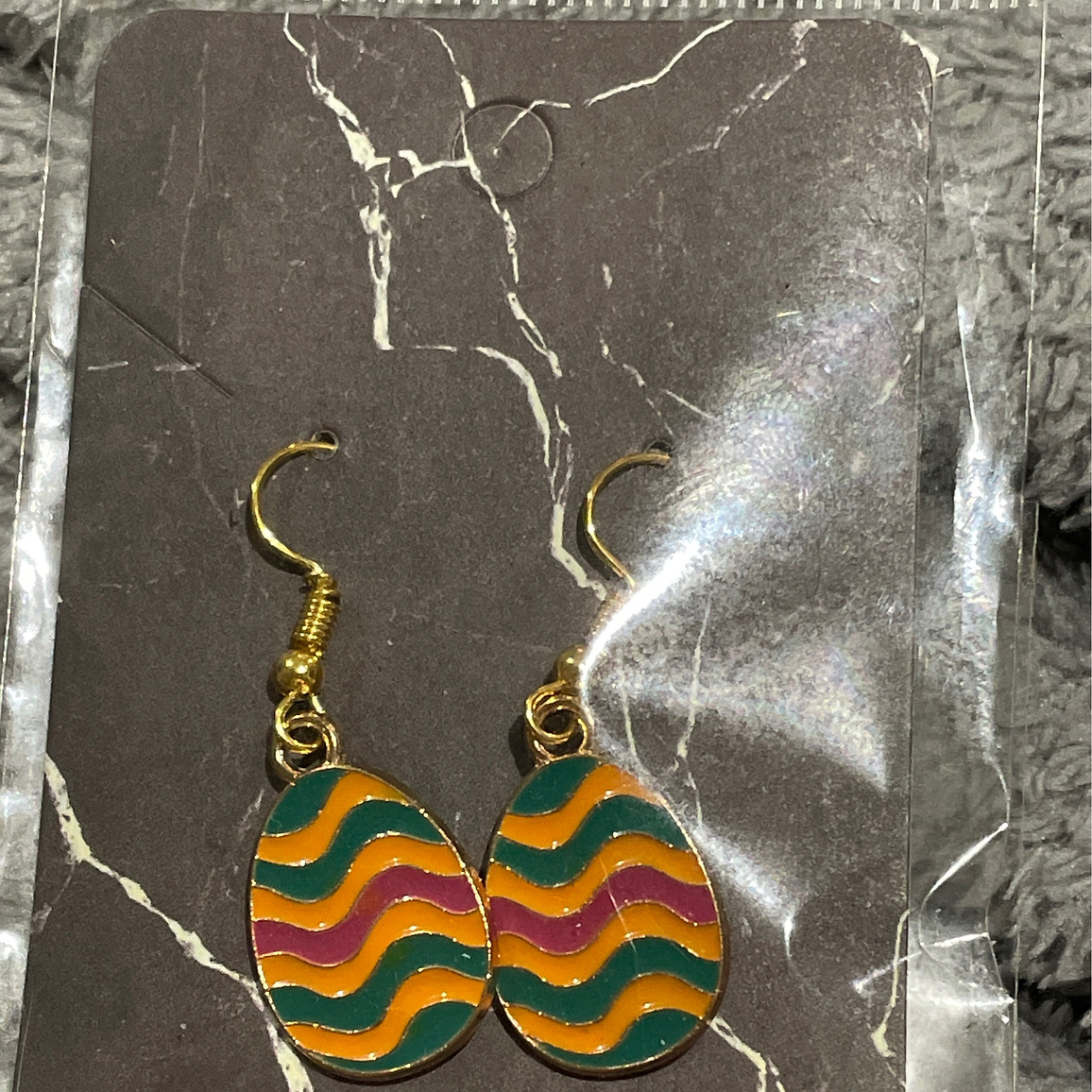 Colorful Wave Patterned Earrings