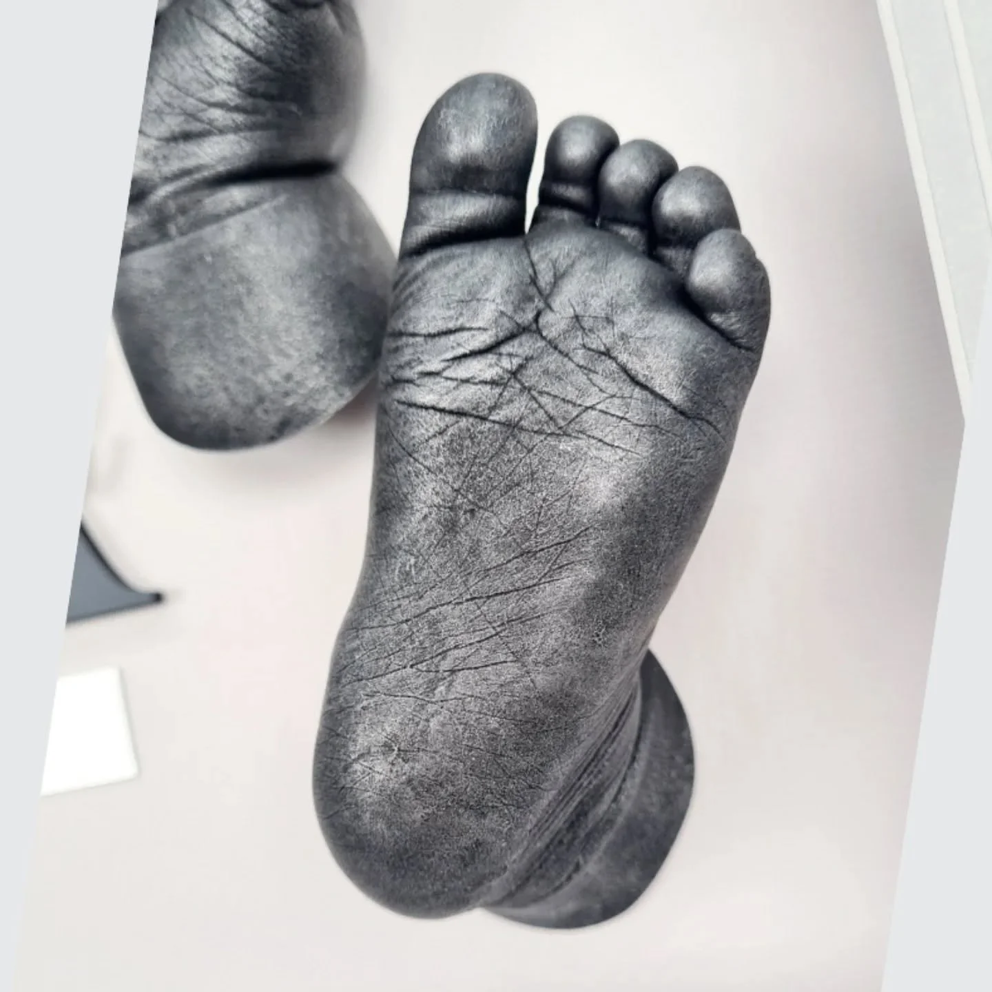 The cutest toes 

#babycasting #babyfeet #newbornmusthaves #Lifecasting #3dcasting #Farsley #leelarosecastings