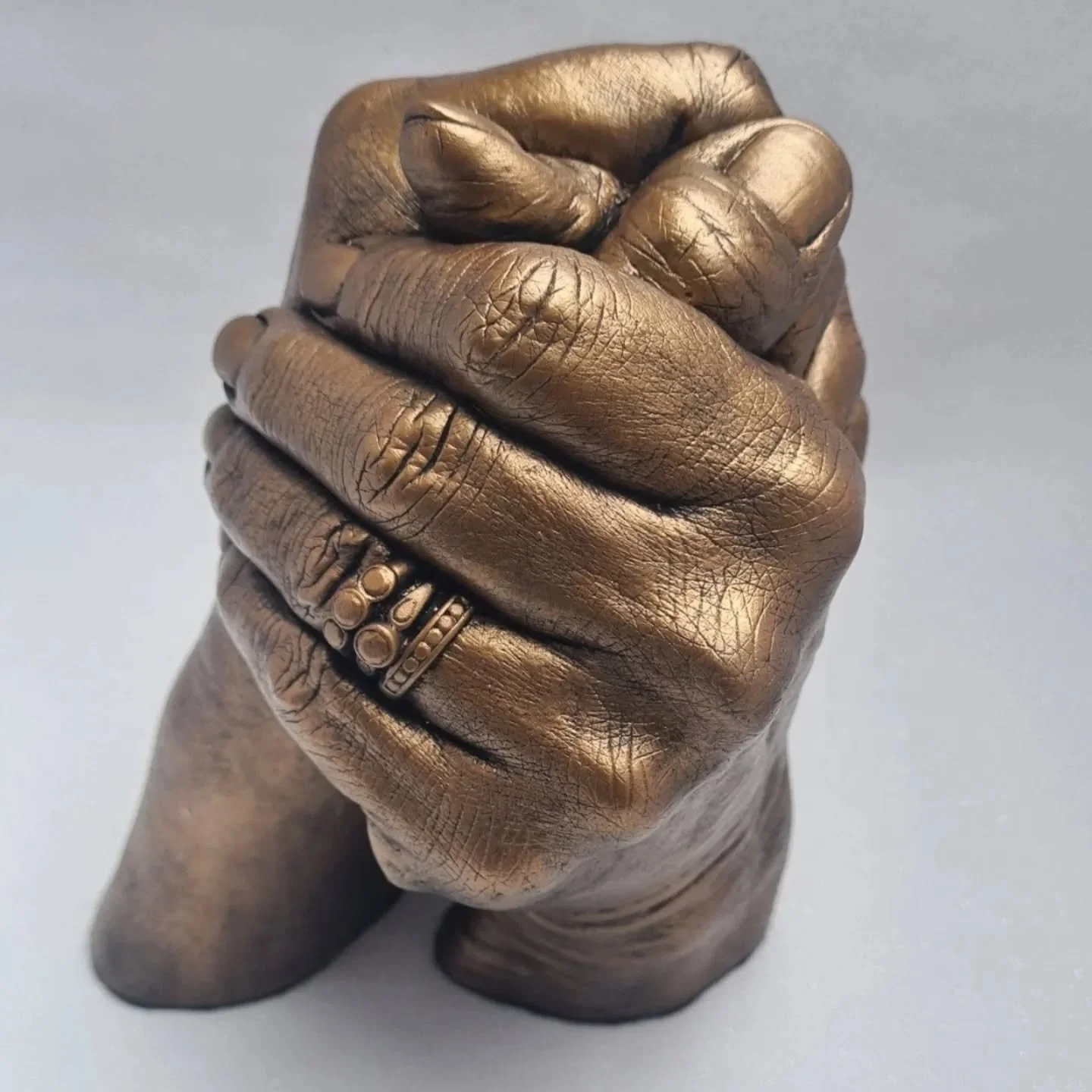 ✨ A love story captured in stone ✨

Just before Christmas last year, Chris reached out to us with the sweetest idea &mdash; he knew Mel had been dreaming of having their hands cast together (she&rsquo;d even contacted us herself 🥰). So, he surprised