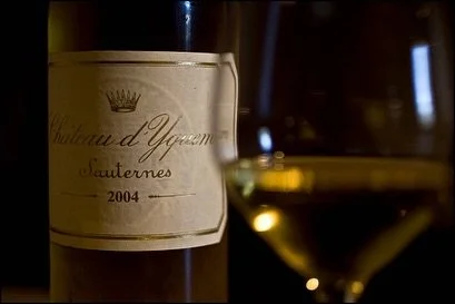 Discover our new itinerary launching in April 2026: Bordeaux🍇 

🔗 Ready to explore ? Step into the experience - link in bio for details

#epicjourneys #bespoketravel #winetasting #bordeaux #bordeauxwine