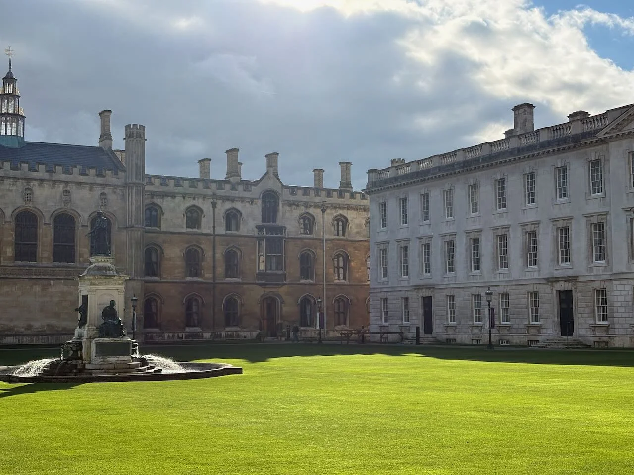 Inside King's College Cambridge. The statue in the middle is of Henry VI who founded King's College. As qualified Green Badge guides we can take you inside King's College and tell you much more about it.