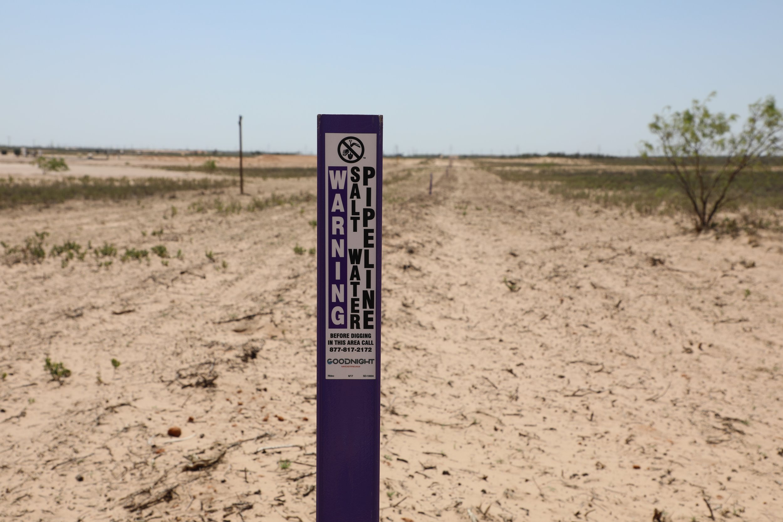 Clearly marked pipelines.