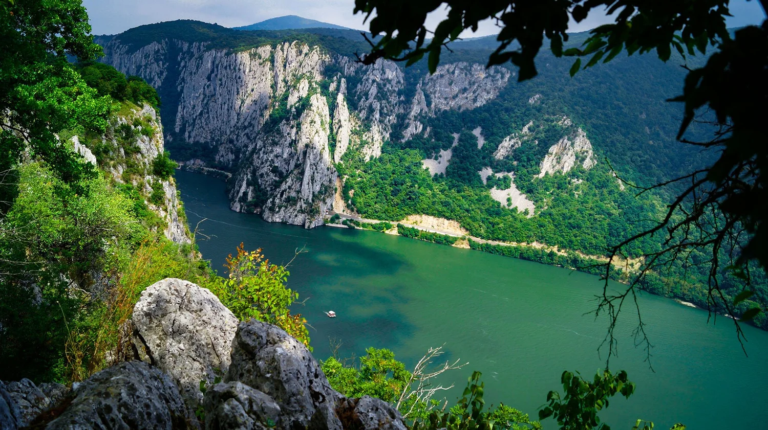Top 10 Most Scenic Rivers in the World — Rivers are Life