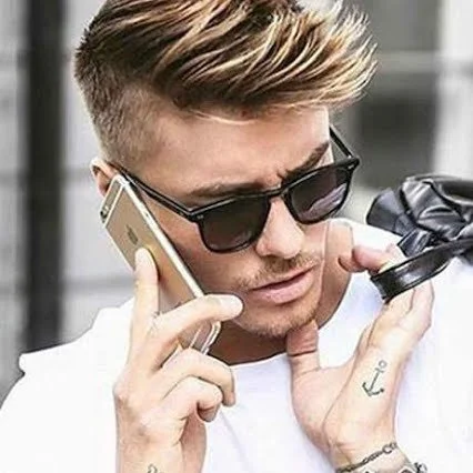 Glaçage pour homme à Bry-sur-Marne Hôpital privé Marne la vallée. Cette technique est réalisée par un coiffeur spécialiste homme à Bry-sur-Marne.