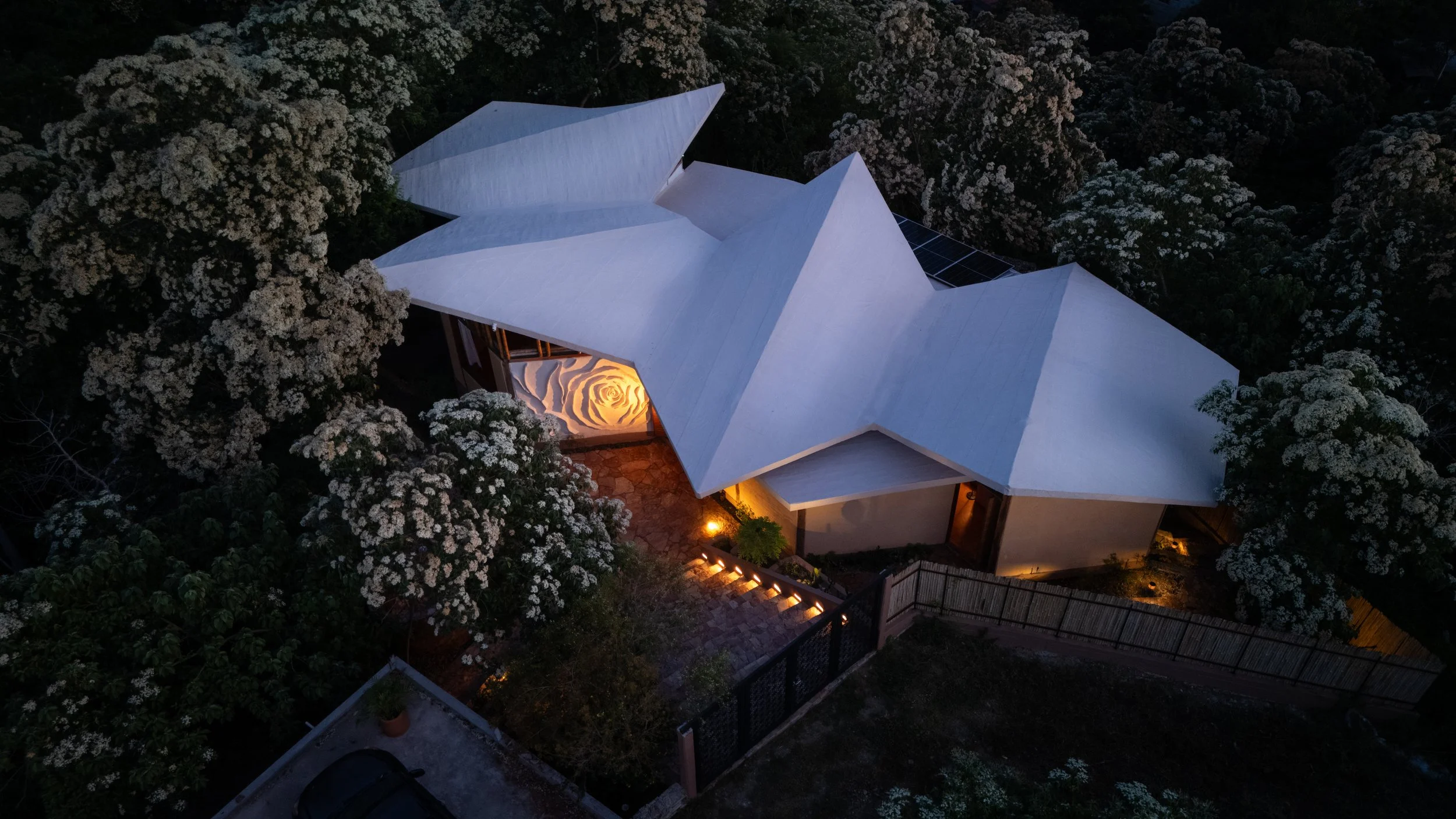 casa de la rosa en Mazunte luxury Airbnb from drone