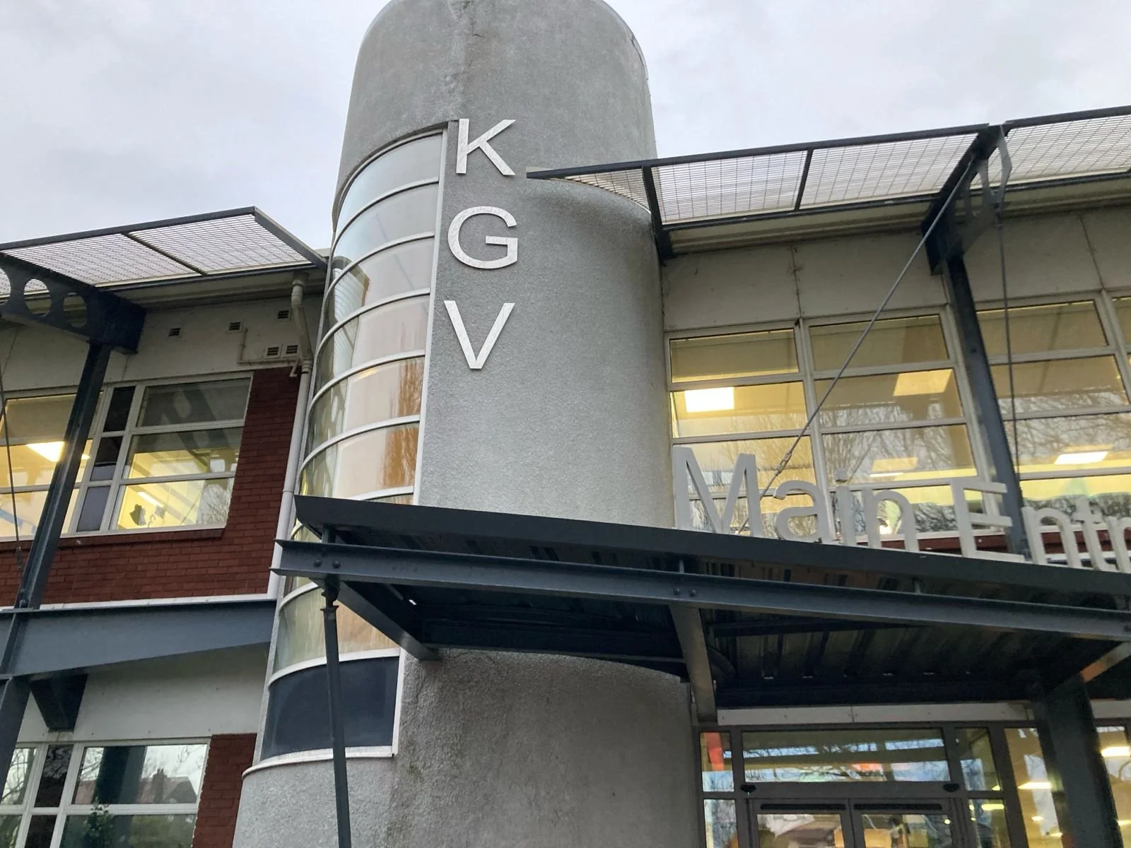 An image of the main entrance of KGV college in southport, above which the work took place.