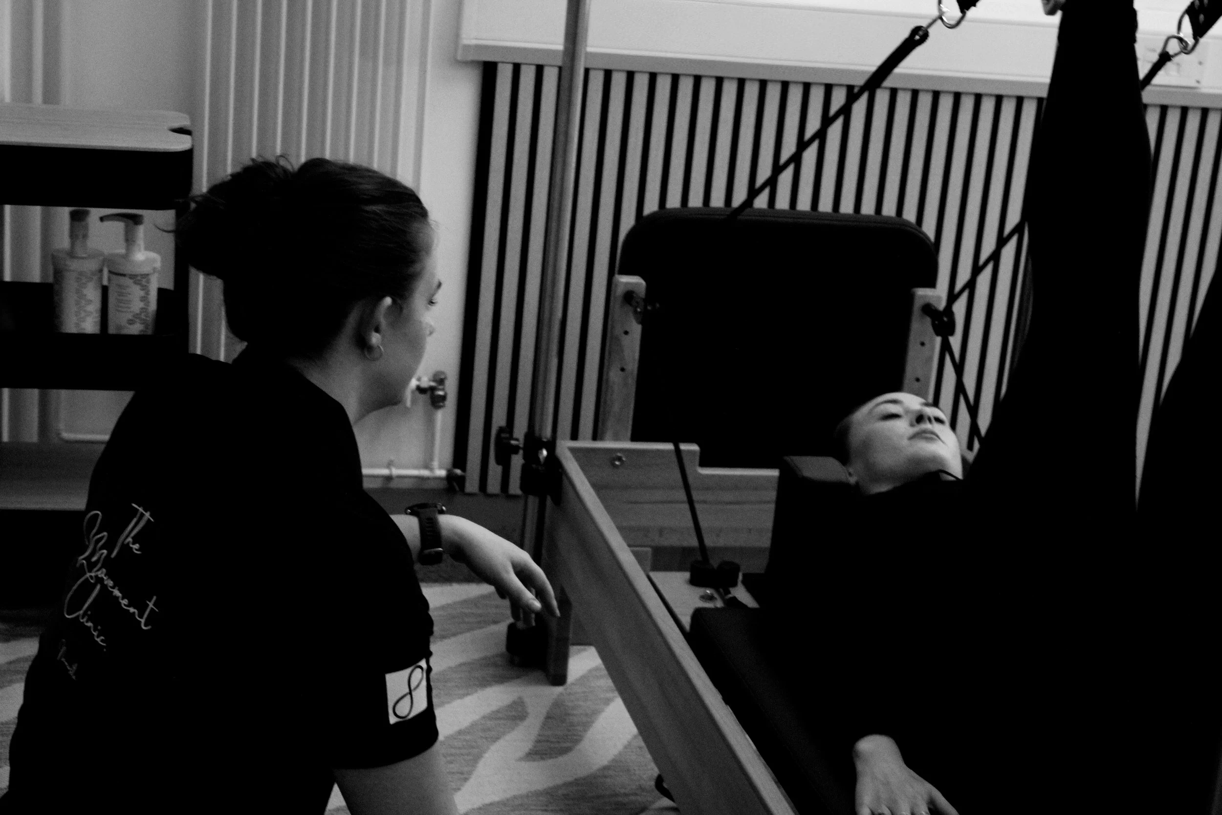 Specialist physiotherapy for back pain, sports injuries, and post-surgical rehabilitation at The Movement Clinic Newcastle.