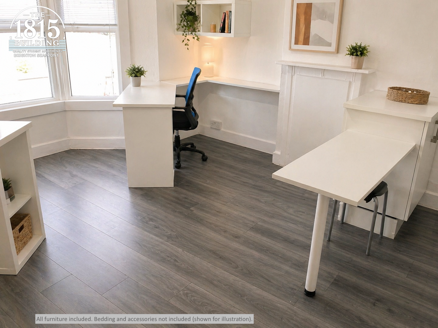 Flat 17 Desks.png