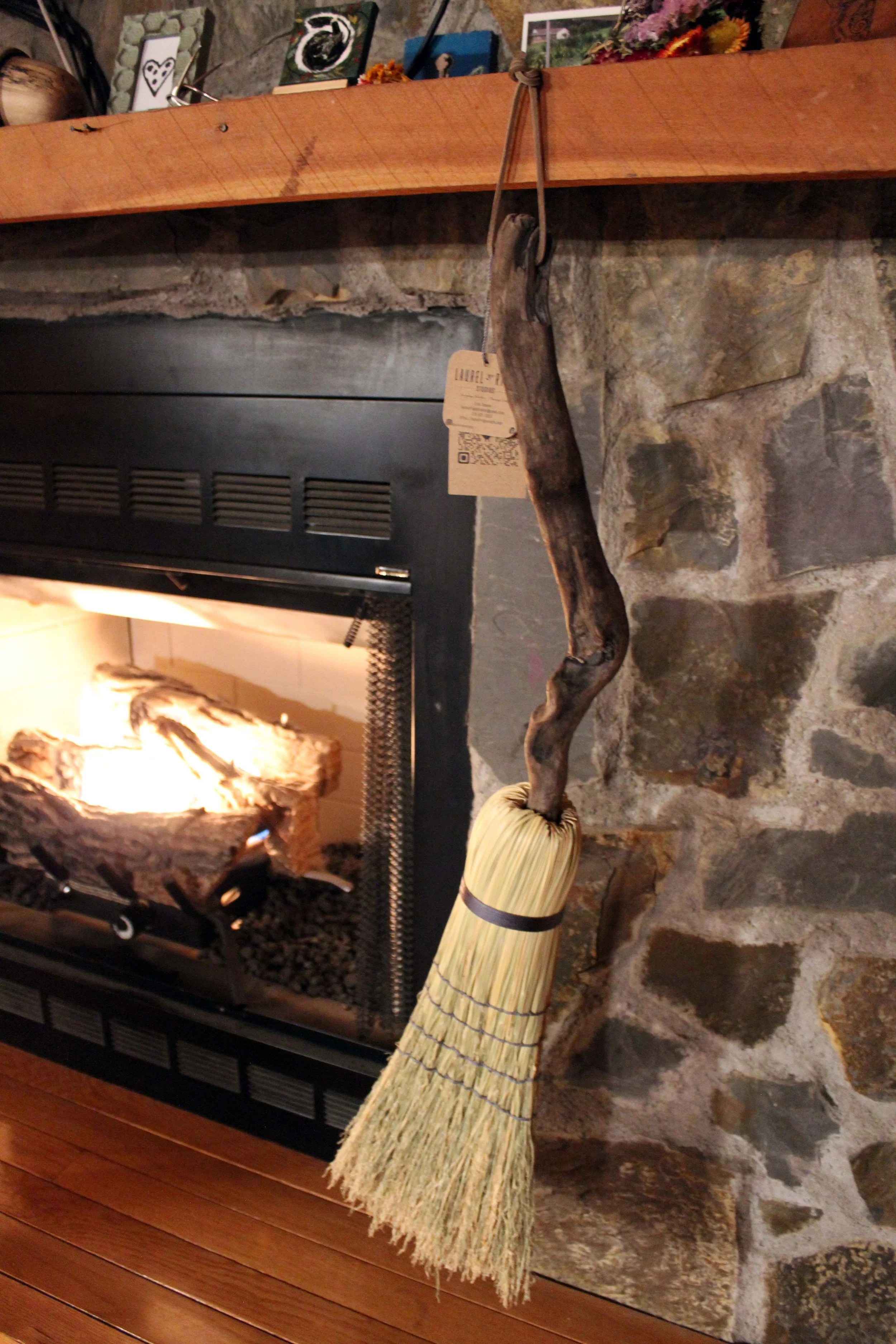 hearthbroom_driftwood5.jpg