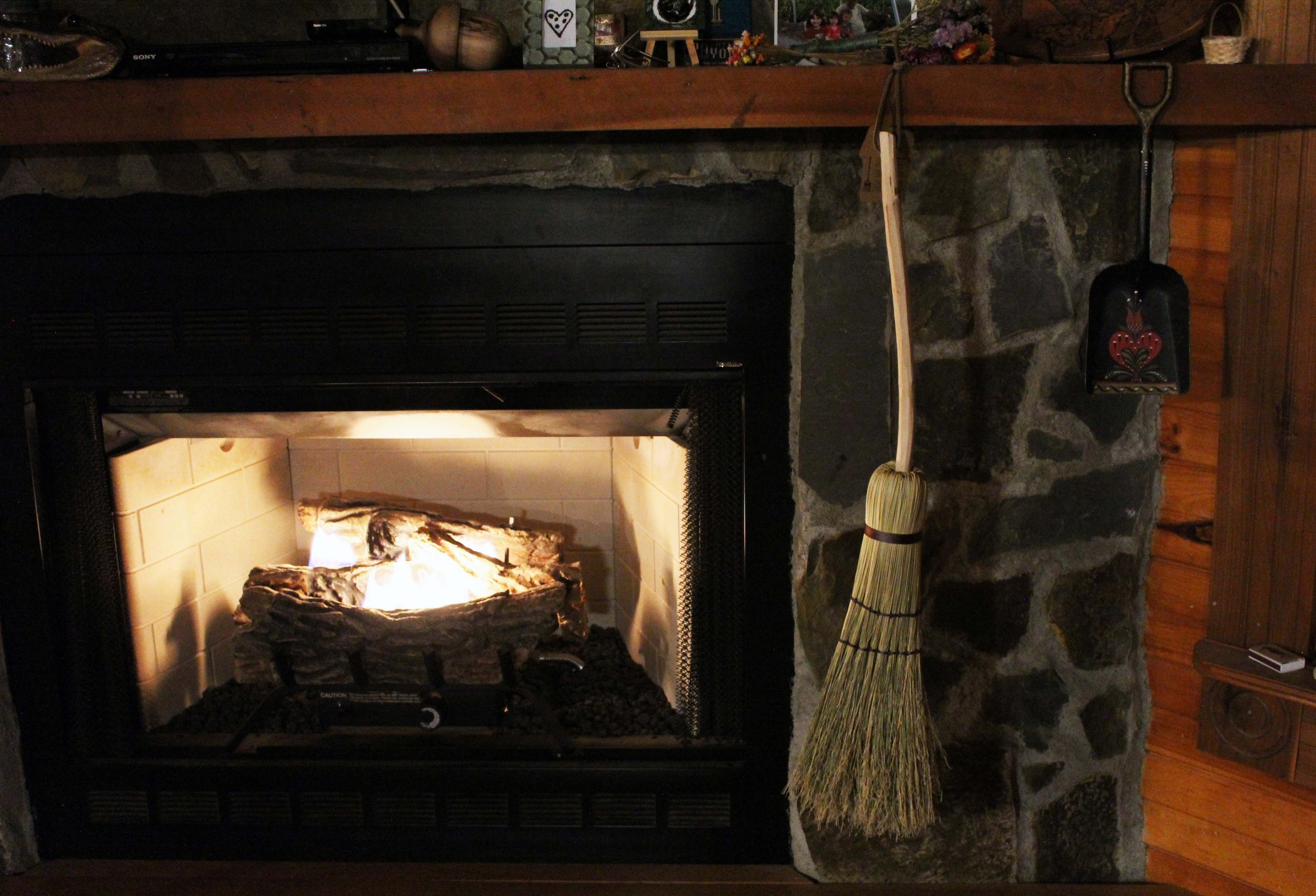 hearthbroom1.jpg