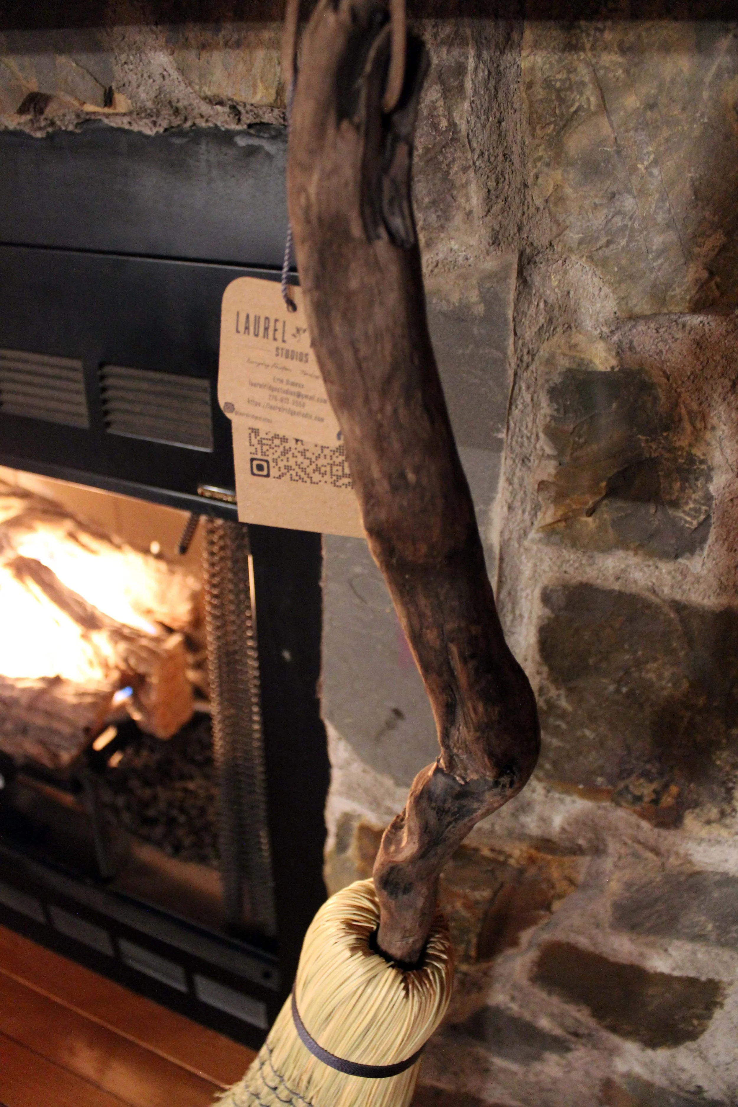 hearthbroom_driftwood1.jpg