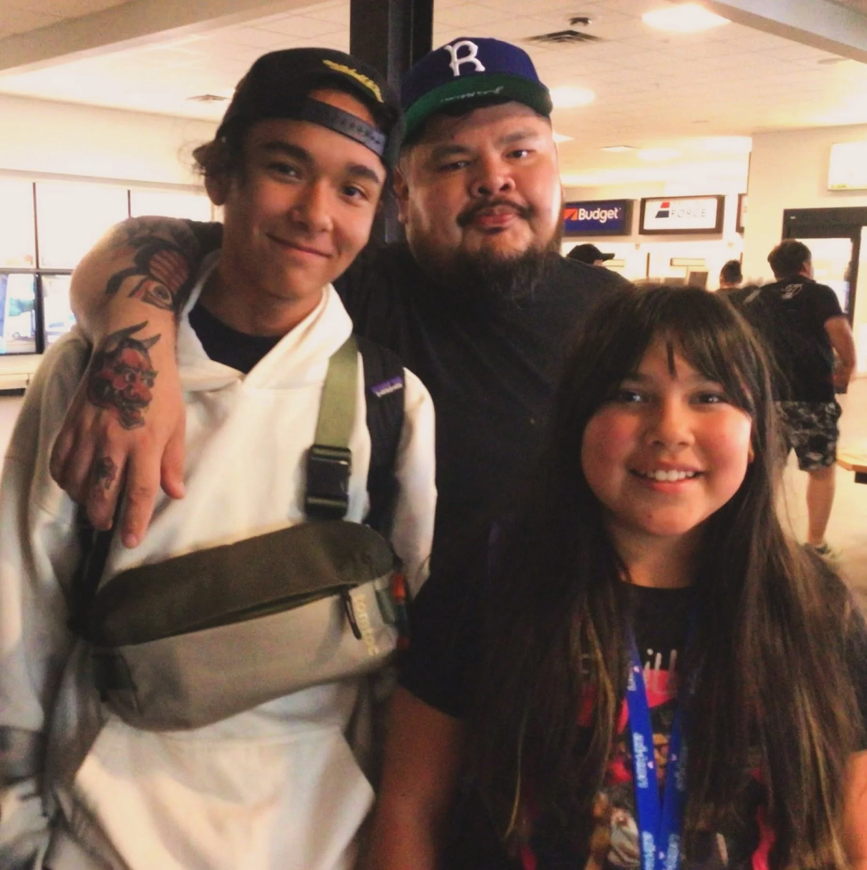 Here's the best bi'i (uncle) @bungyhuson!

Always there for me and always supporting everything we do! 🫶🏽

Oh and my little sis Ruby! She's actually an amazing singer as well and I hope she will be in my songs one day!