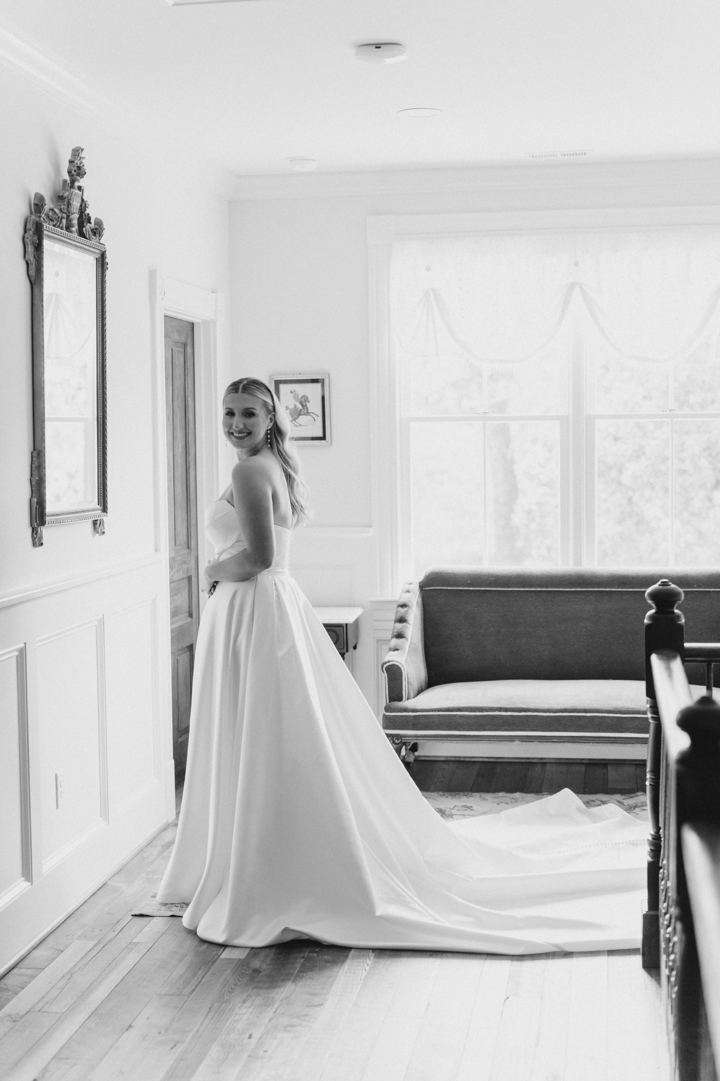 Savannah&Landon_HerringCreekHouseWedding_SneakPeek-15.jpeg