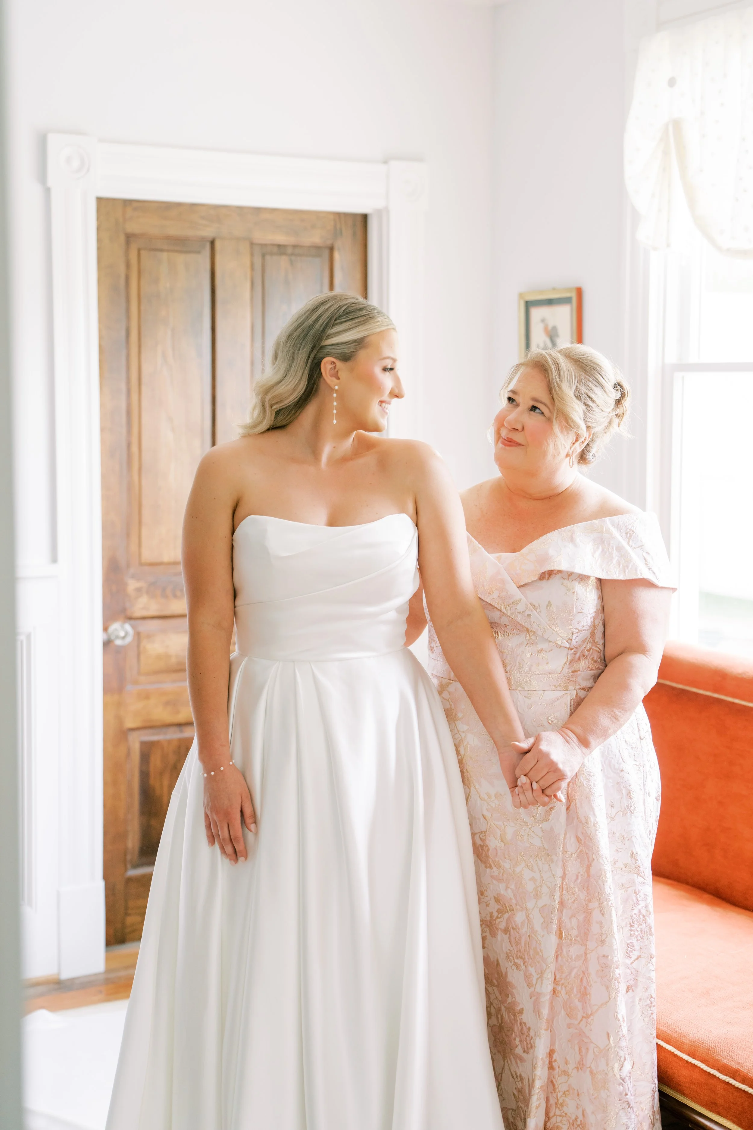 Savannah&Landon_HerringCreekHouseWedding_SneakPeek-14.jpeg