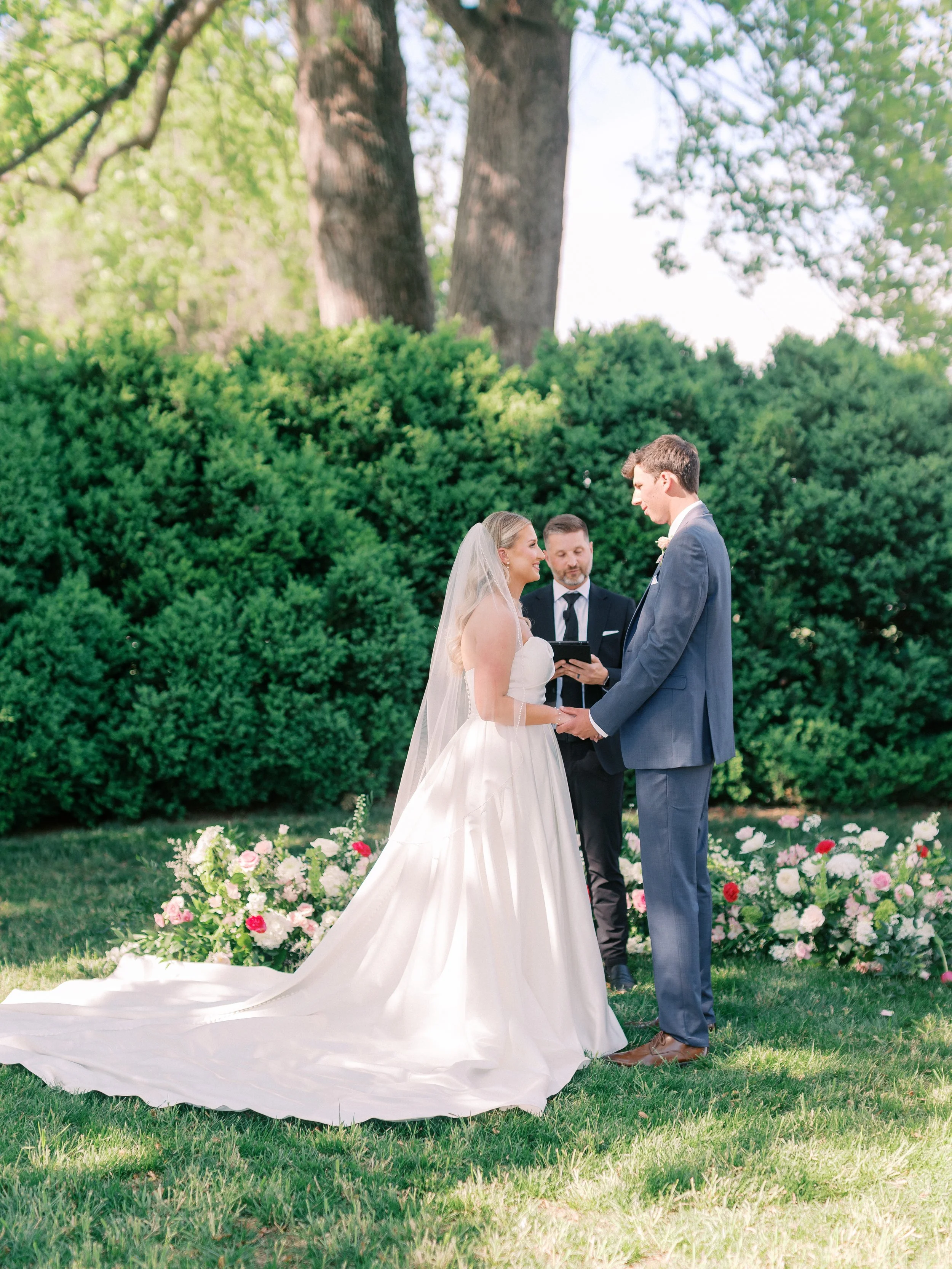 Savannah&Landon_HerringCreekHouseWedding_SneakPeek-70.jpeg