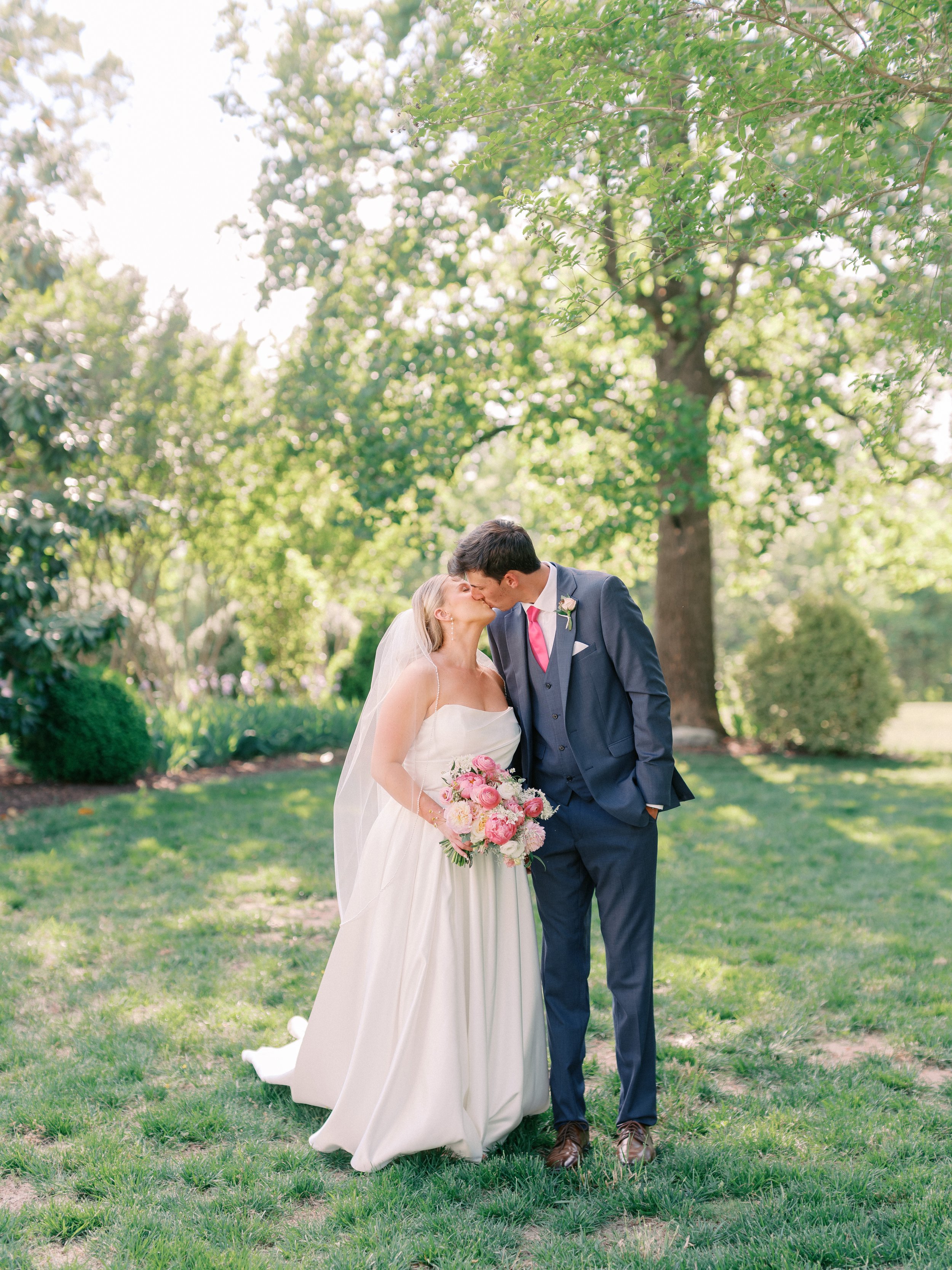 Savannah&Landon_HerringCreekHouseWedding_SneakPeek-78.jpeg