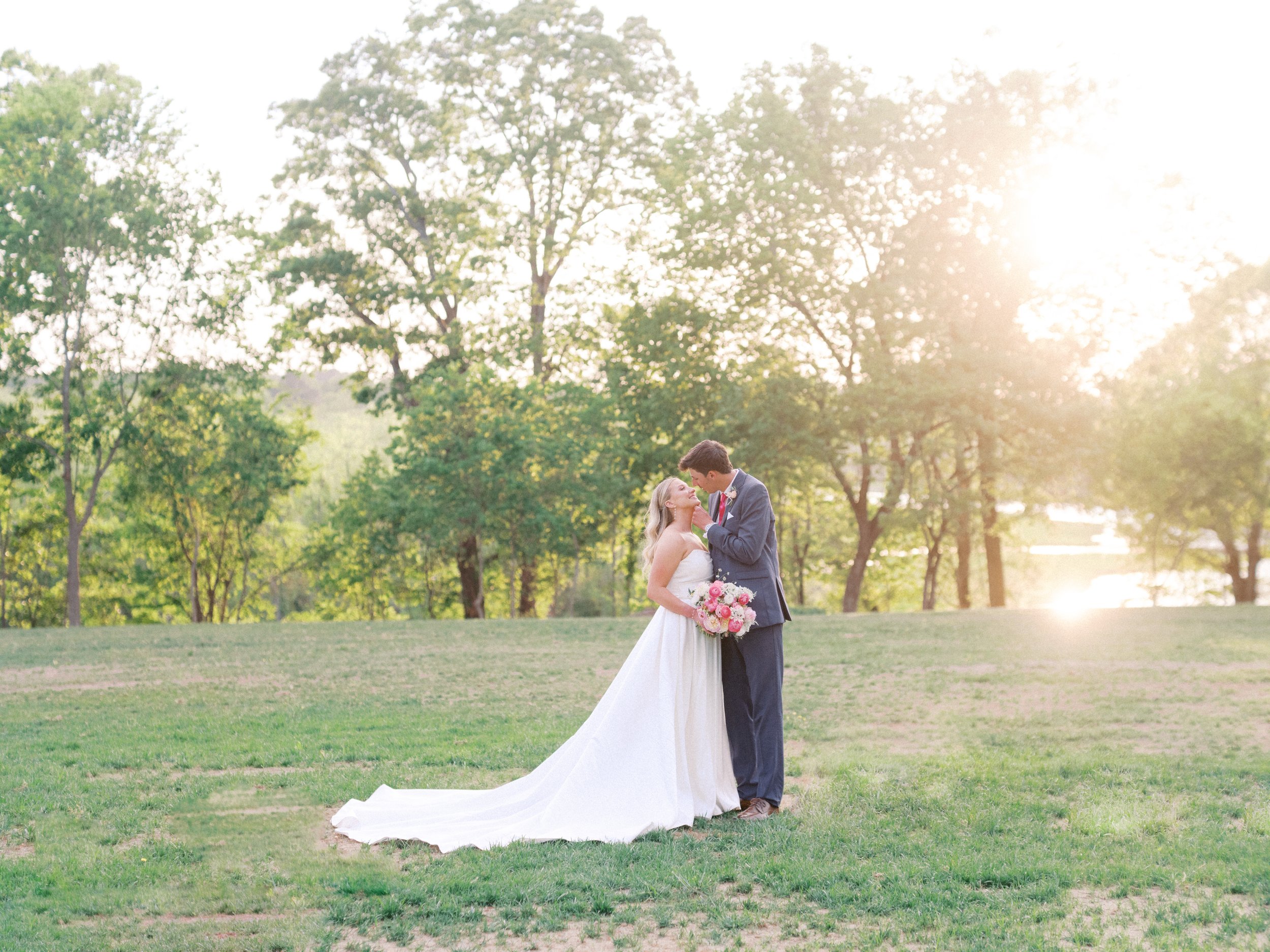Savannah&Landon_HerringCreekHouseWedding_SneakPeek-102.jpeg