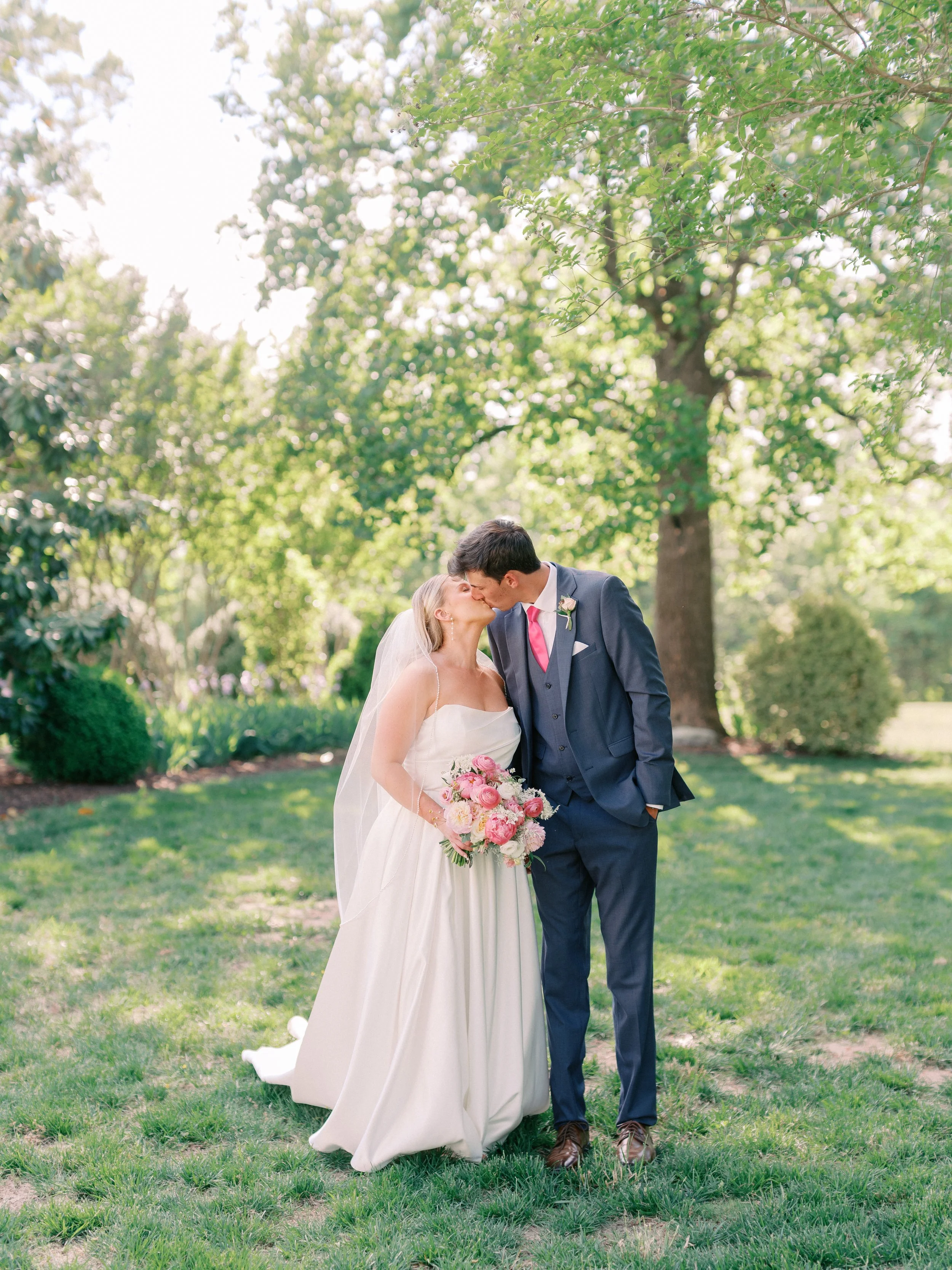 Savannah&Landon_HerringCreekHouseWedding_SneakPeek-78.jpeg
