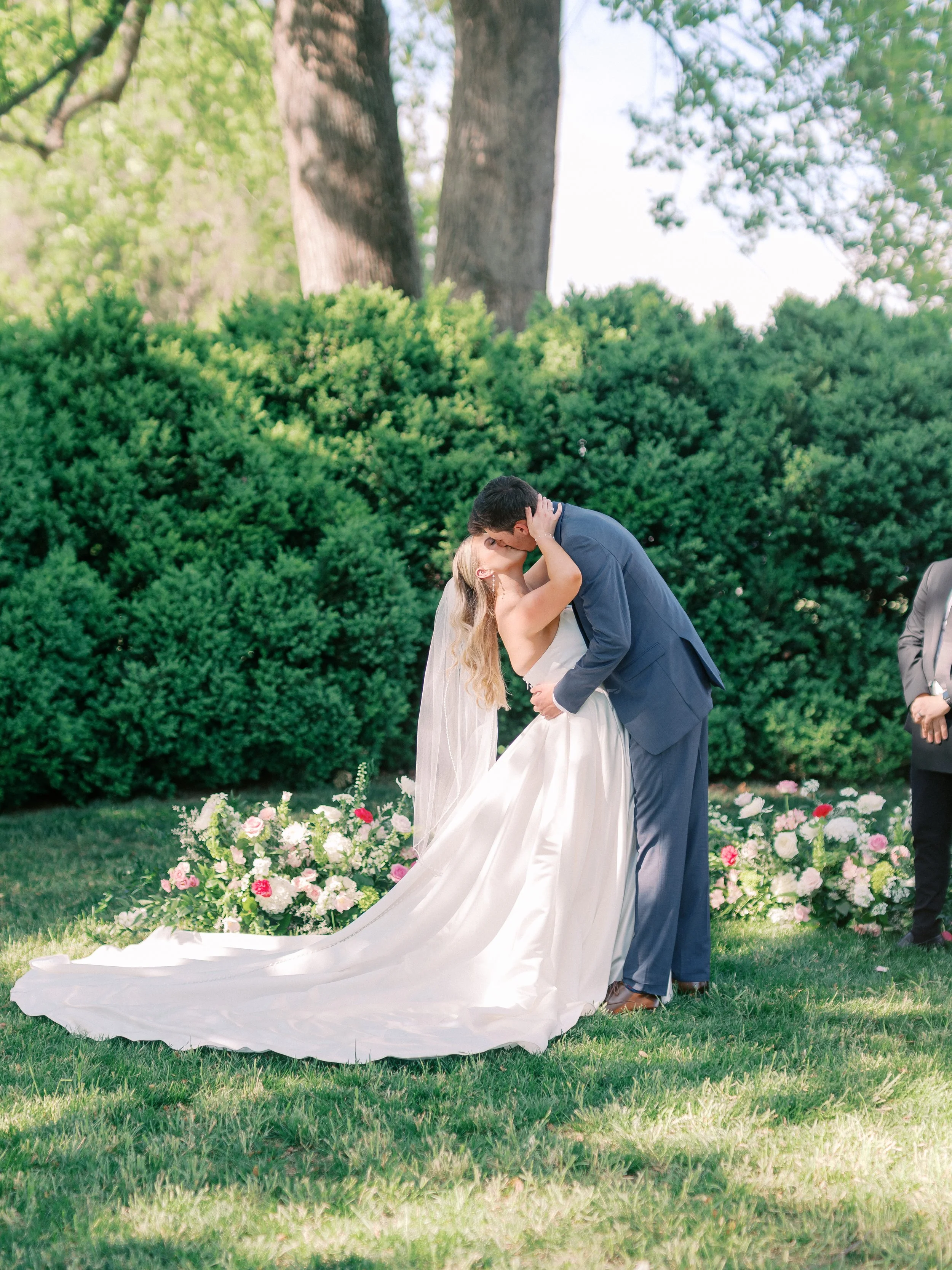 Savannah&Landon_HerringCreekHouseWedding_SneakPeek-71.jpeg