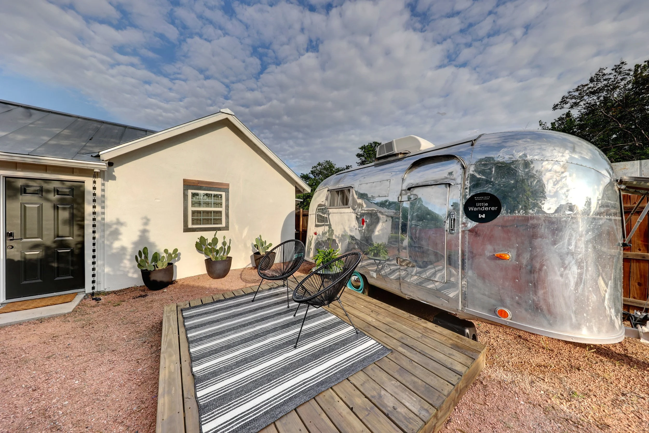 LW-exterior-wide-angle.jpg