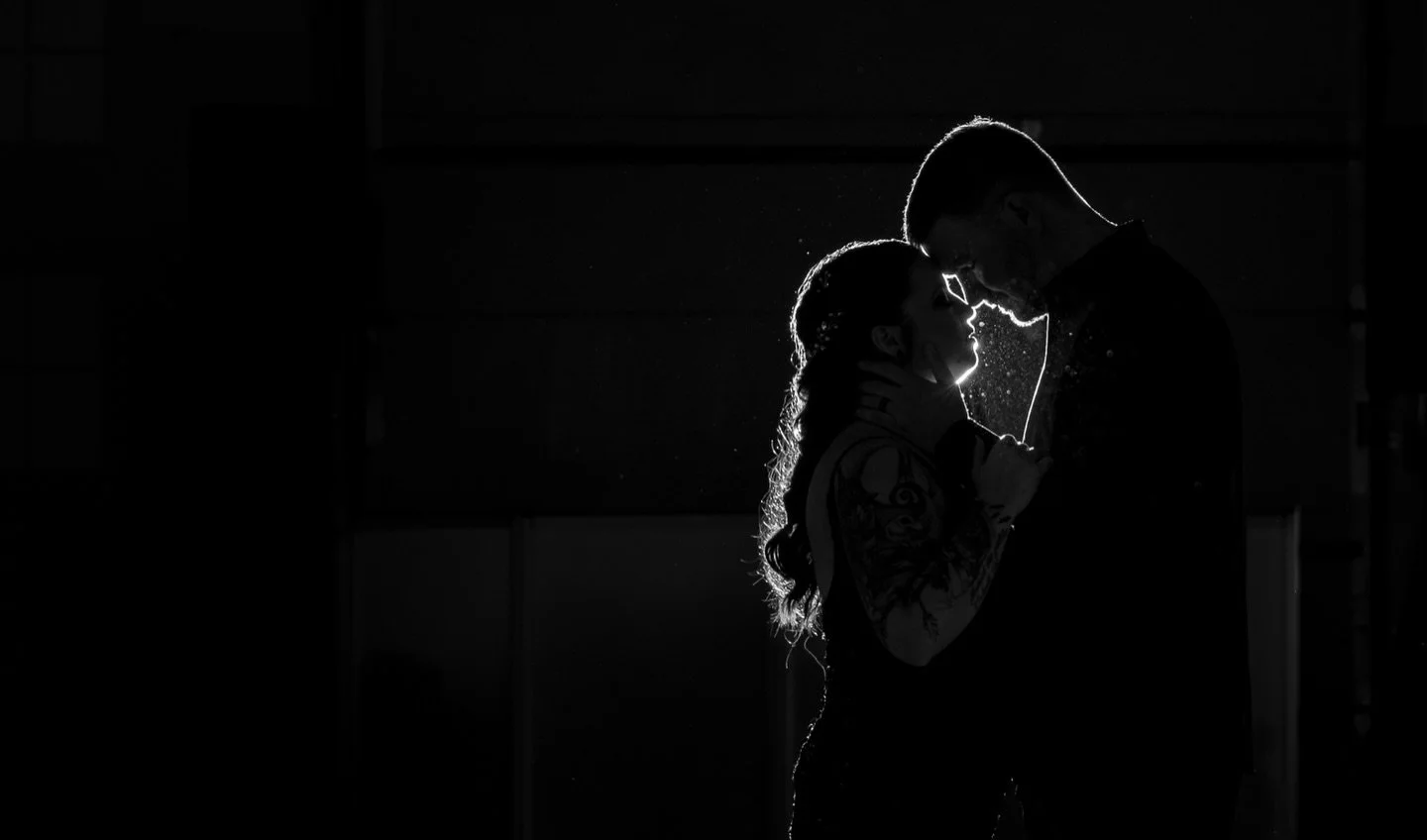 Romance and memories is what we love to capture! Our weekends are getting filled for the year, secure your wedding photography package while we have availability 🙌