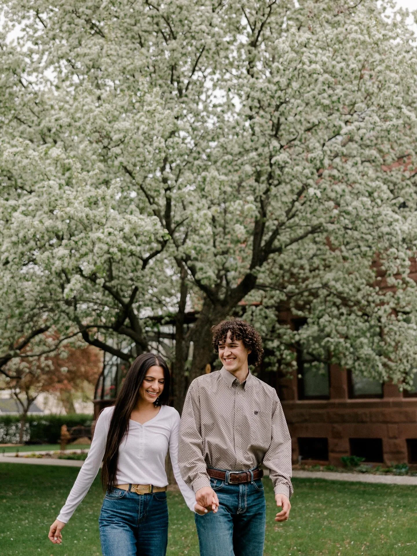 Engagement season is in full bloom! 🌺 

If you need to schedule your engagement shoot please let us know! We are quickly getting booked for spring! 

Stay tuned for engagement tips and tricks! #engagement #springseason #marryme
