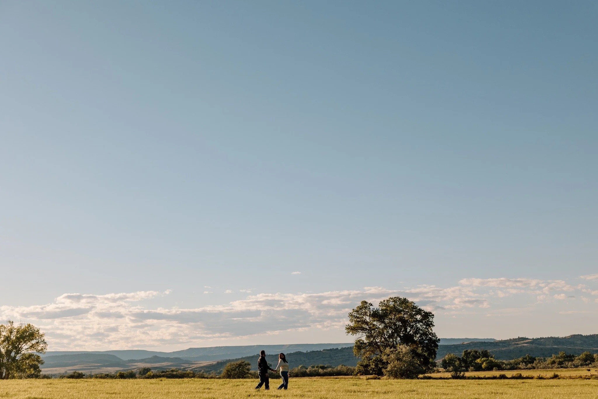 Somewhere between the horizon and their hands finding each other, that&rsquo;s where this moment lives.✨