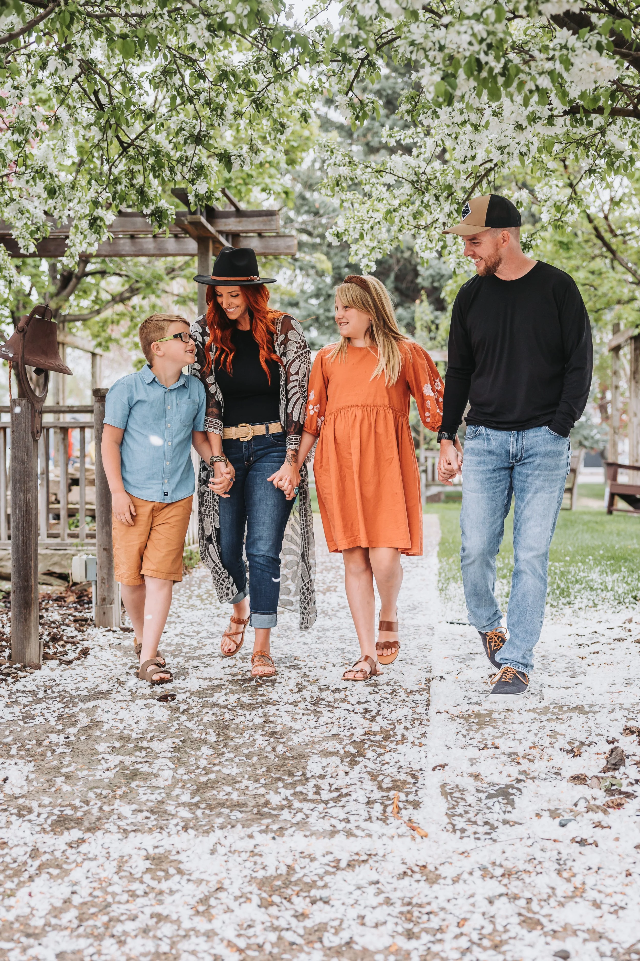 255A8232AshleeFamily_.JPG (Copy)