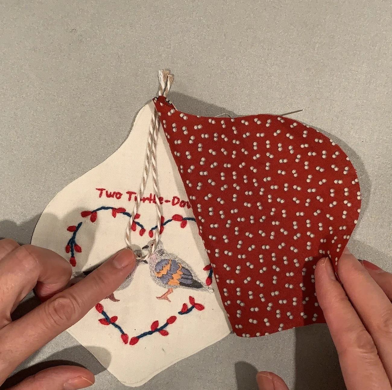 Manual how to make Two turtle dove ornament 8.jpg