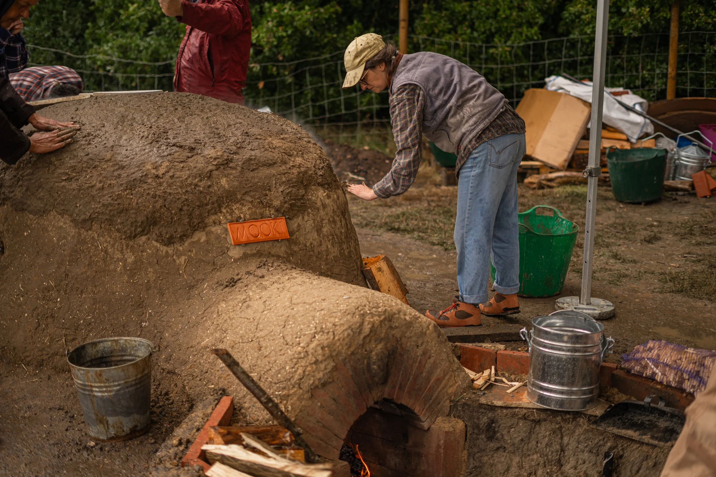 ROMAN_KILN_FIRING_HIGHGATE_13_09_2025_SARAHTWELVETREE_DSC03714.jpg