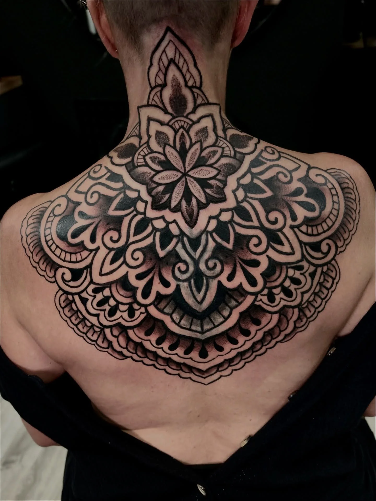 Creating ornamental tattoos is always a beautiful challenge, especially when it means transforming an old story into something new. 

This piece was a Blast Over I did for Alina a few weeks ago, and I&rsquo;m absolutely in love with how it turned out