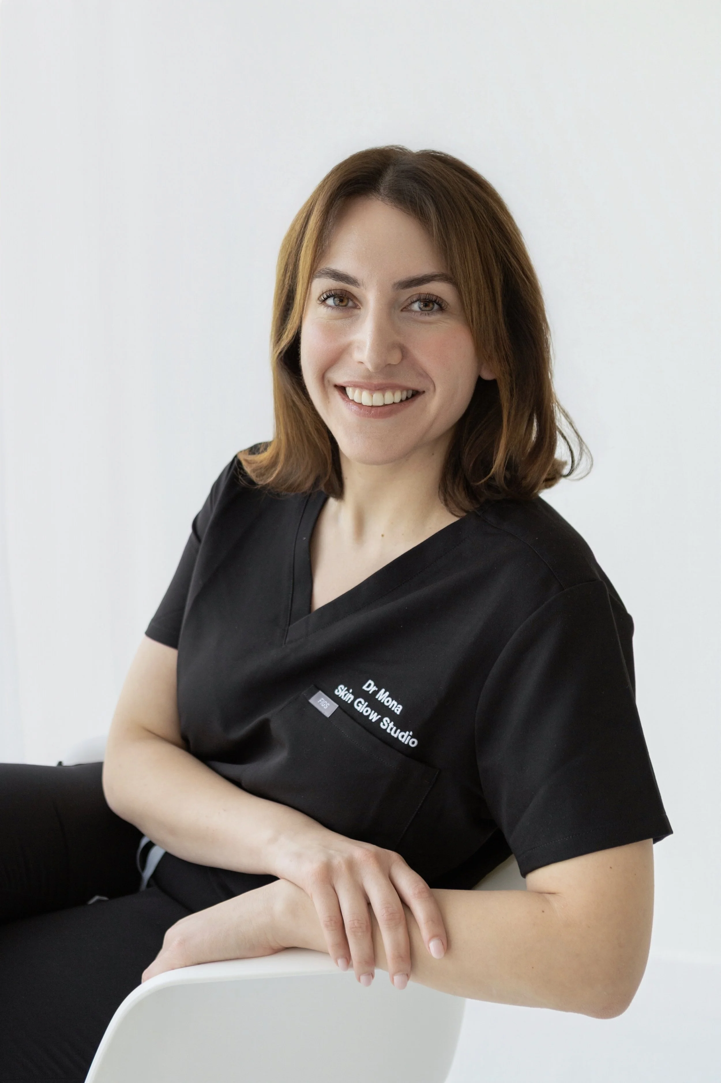 Dr. Mona, co-founder and aesthetic practitioner at Skin Glow Studio in Beaconsfield
