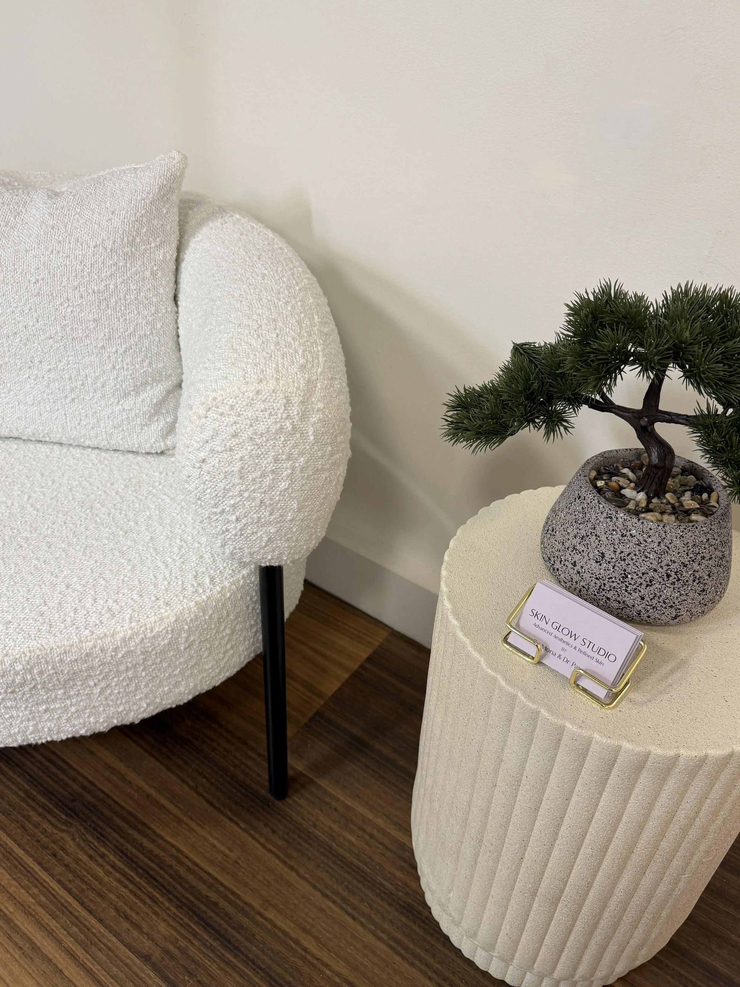 Modern interior styling and seating area at Skin Glow Studio, skin and aesthetics clinic in Beaconsfield