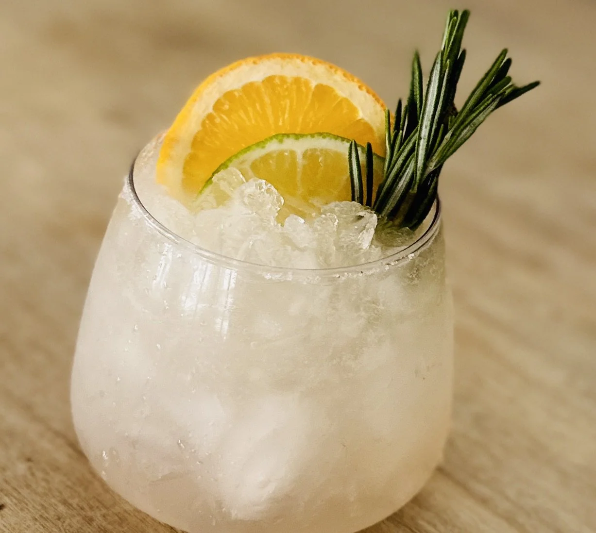 Gin Peach Garden to Glass Cocktail