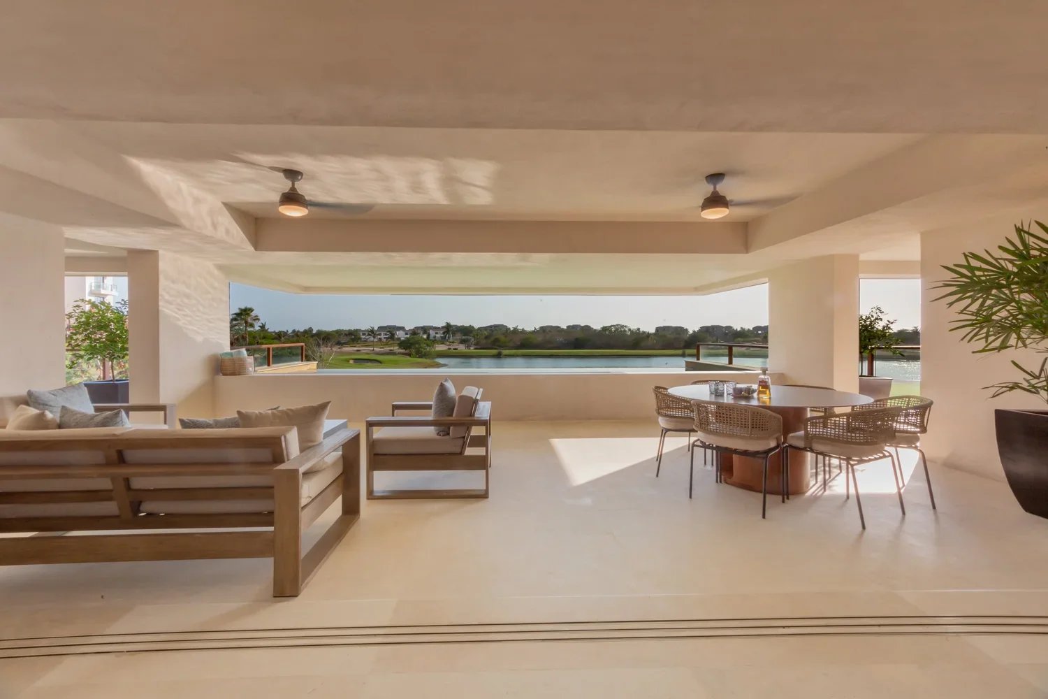 IMPROVED  PRICE | El Encanto 822