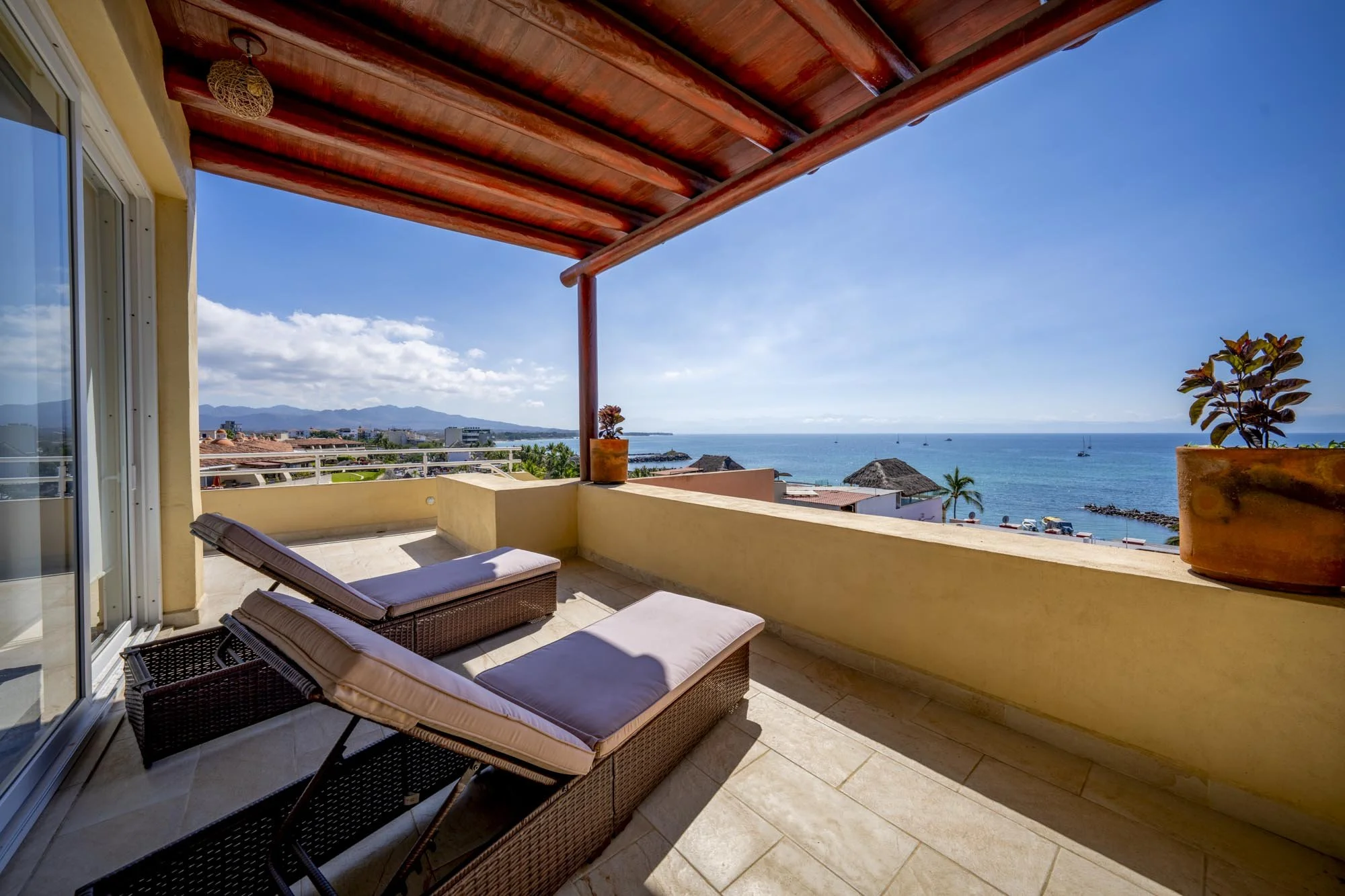FARO DE MITA 315     $975,000 USD