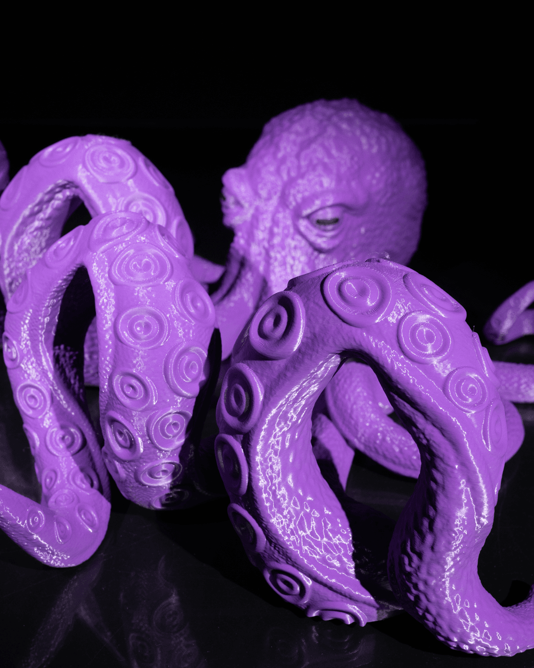 Octopus_Controller_and_Headphone_Holder_5_4470f4804e.png