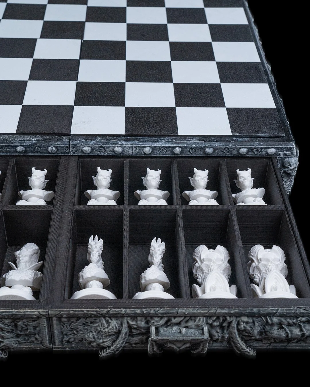 Demonic_Chess_Board_6_832870d2bc.jpg
