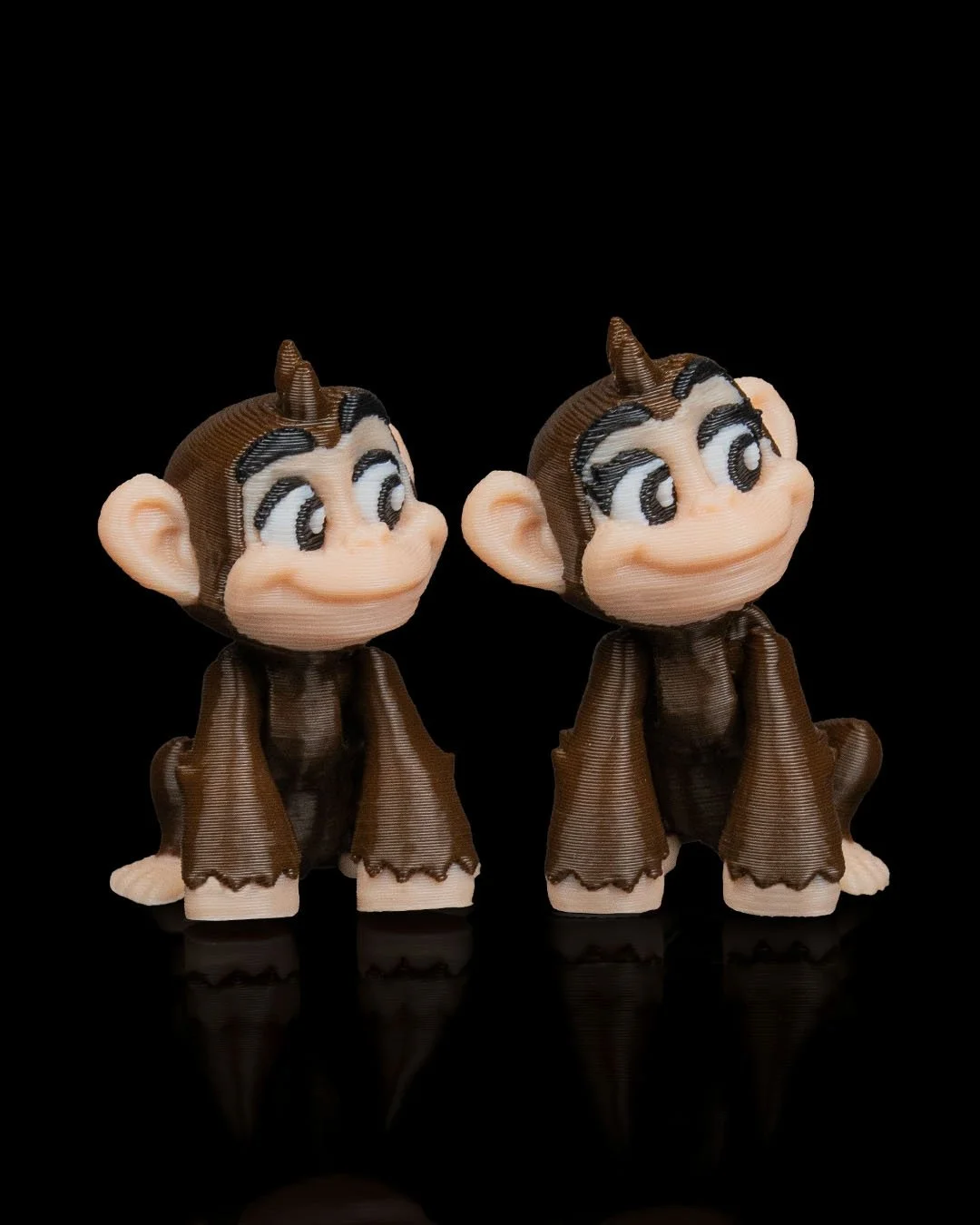 Pair_of_Monkeys1_0d04796220.jpg